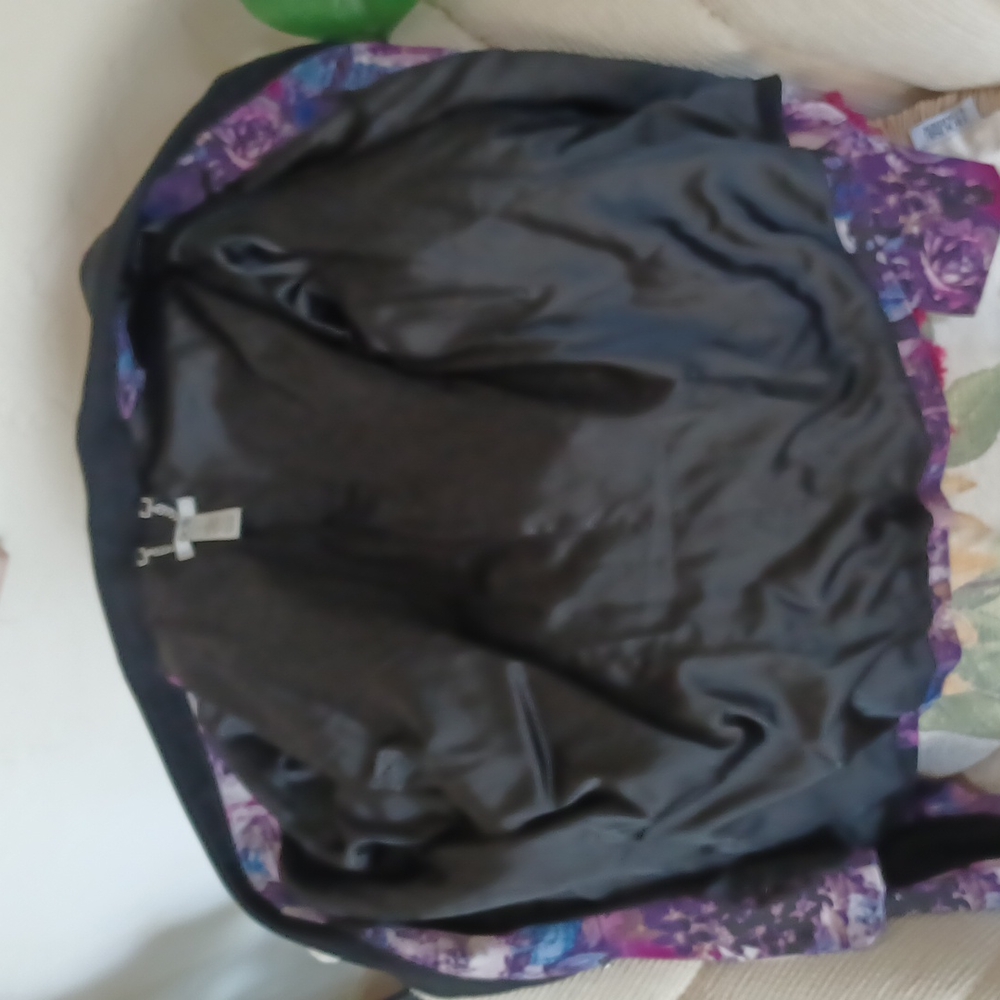 Cache Jacket - Picture 8 of 10
